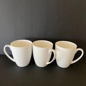 Mikasa Mugs 3 Huntington White Bone China
